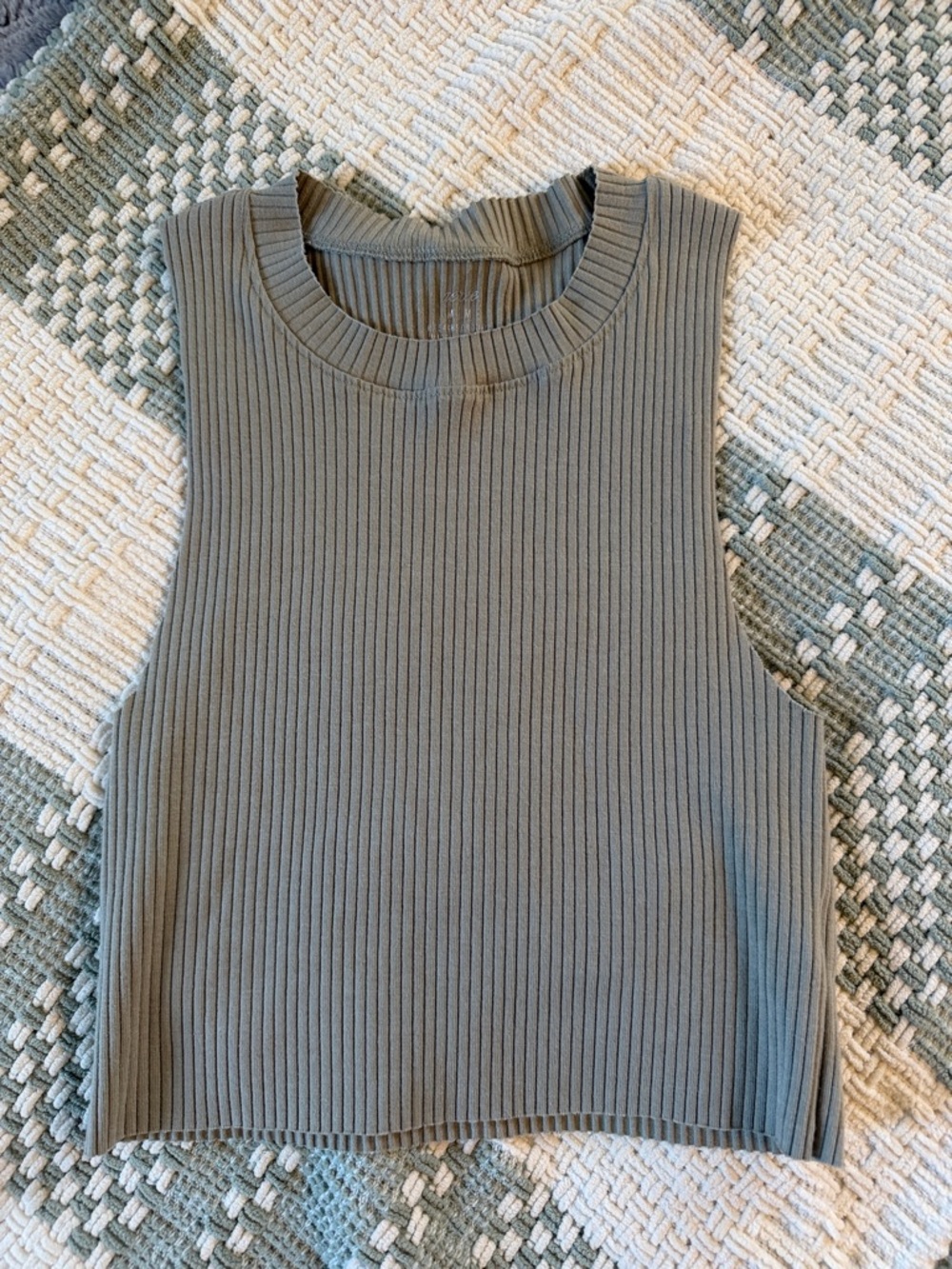 Women’s Aerie cropped ribbed tank top